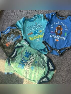 Mossy Oak Infant Bodysuits (4pk)